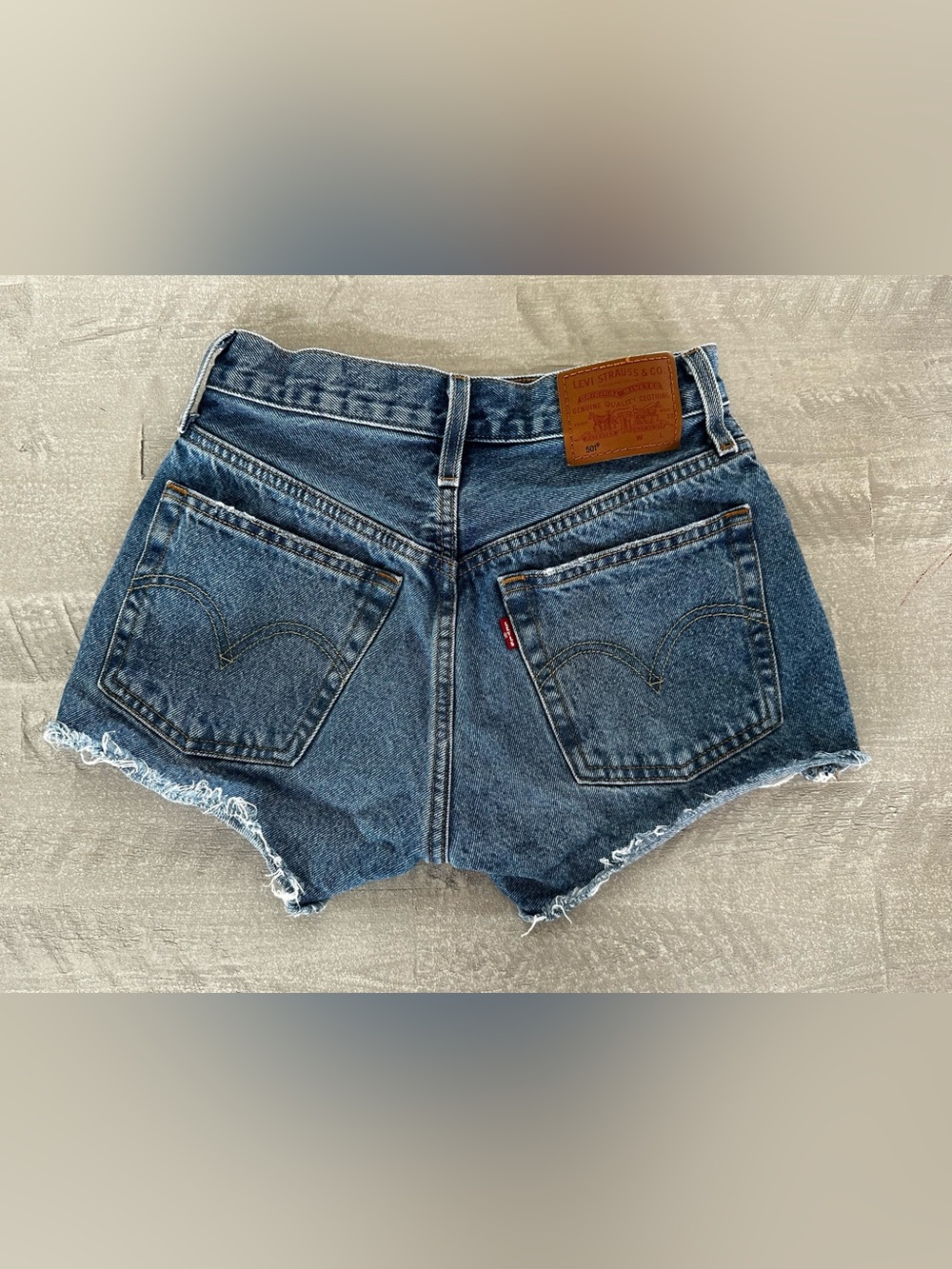 Levis Premium 501 Womens Cutoff Jean Shorts 24 Button Fly 5 Pocket Frayed Blue